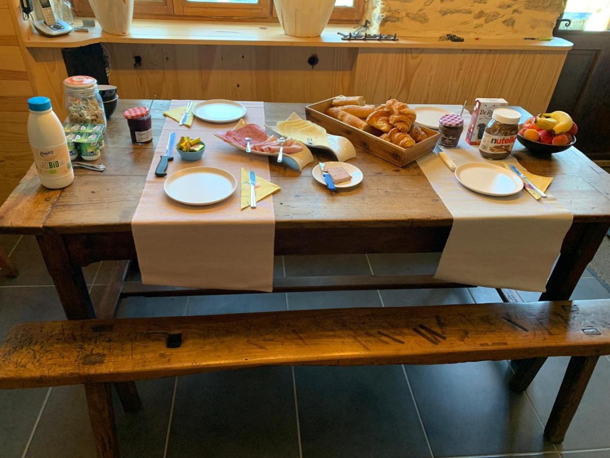 Chambre Dhotes B&B Le Figuier Benayes Екстериор снимка