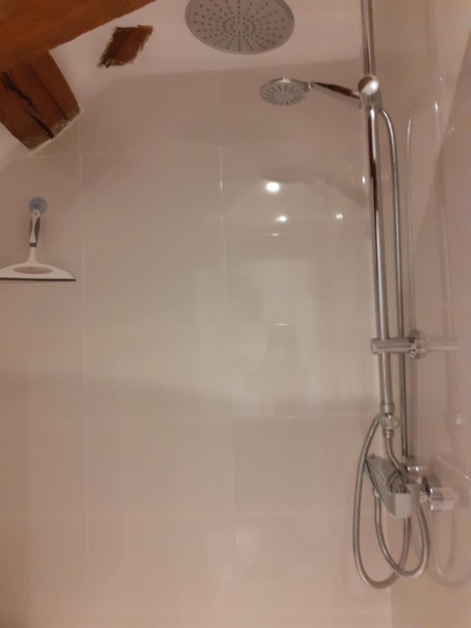 Chambre Dhotes B&B Le Figuier Benayes Стая снимка