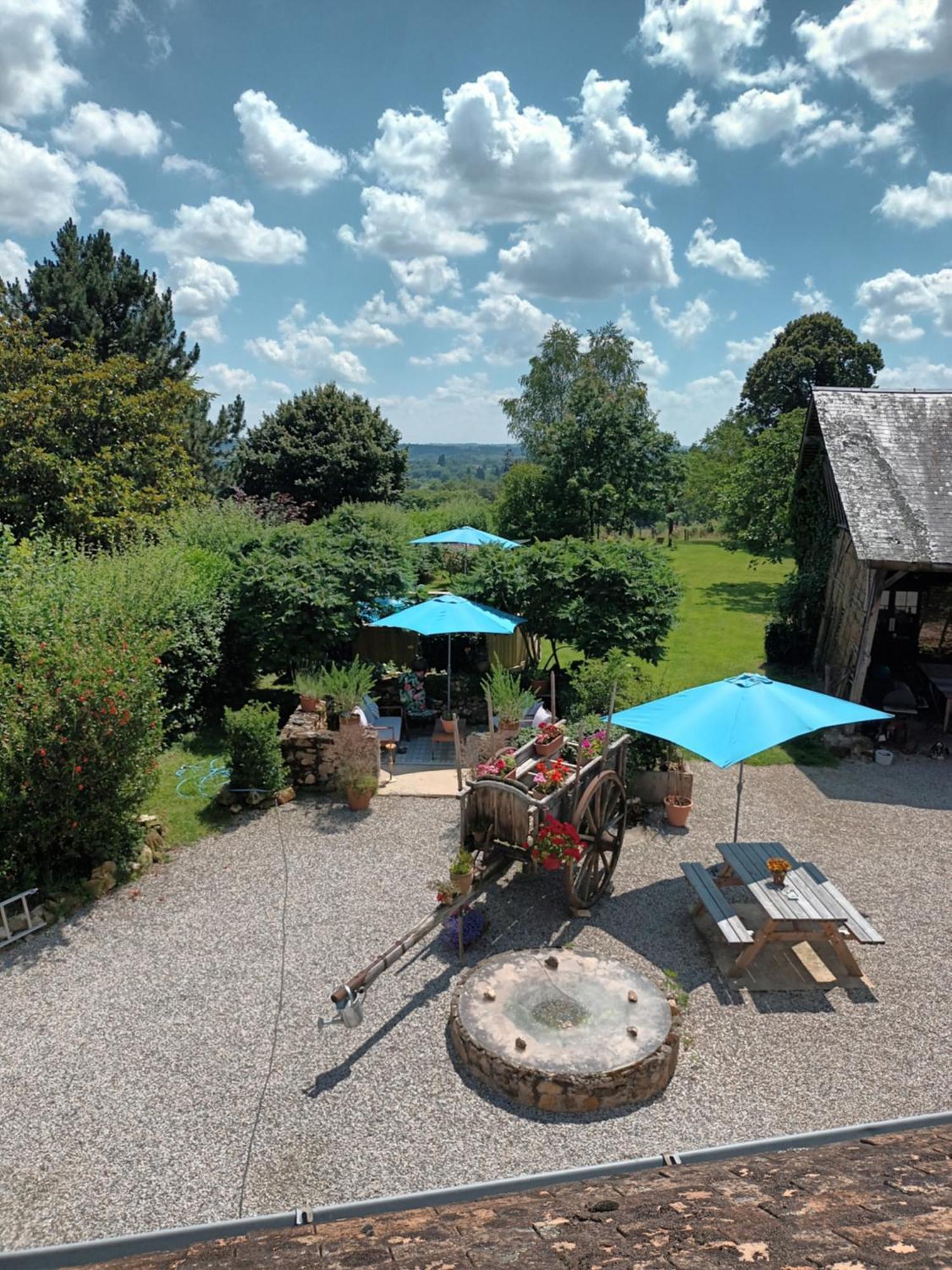 Chambre Dhotes B&B Le Figuier Benayes Екстериор снимка